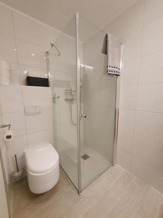 Apartment Czarna Gora Faktura Vat *